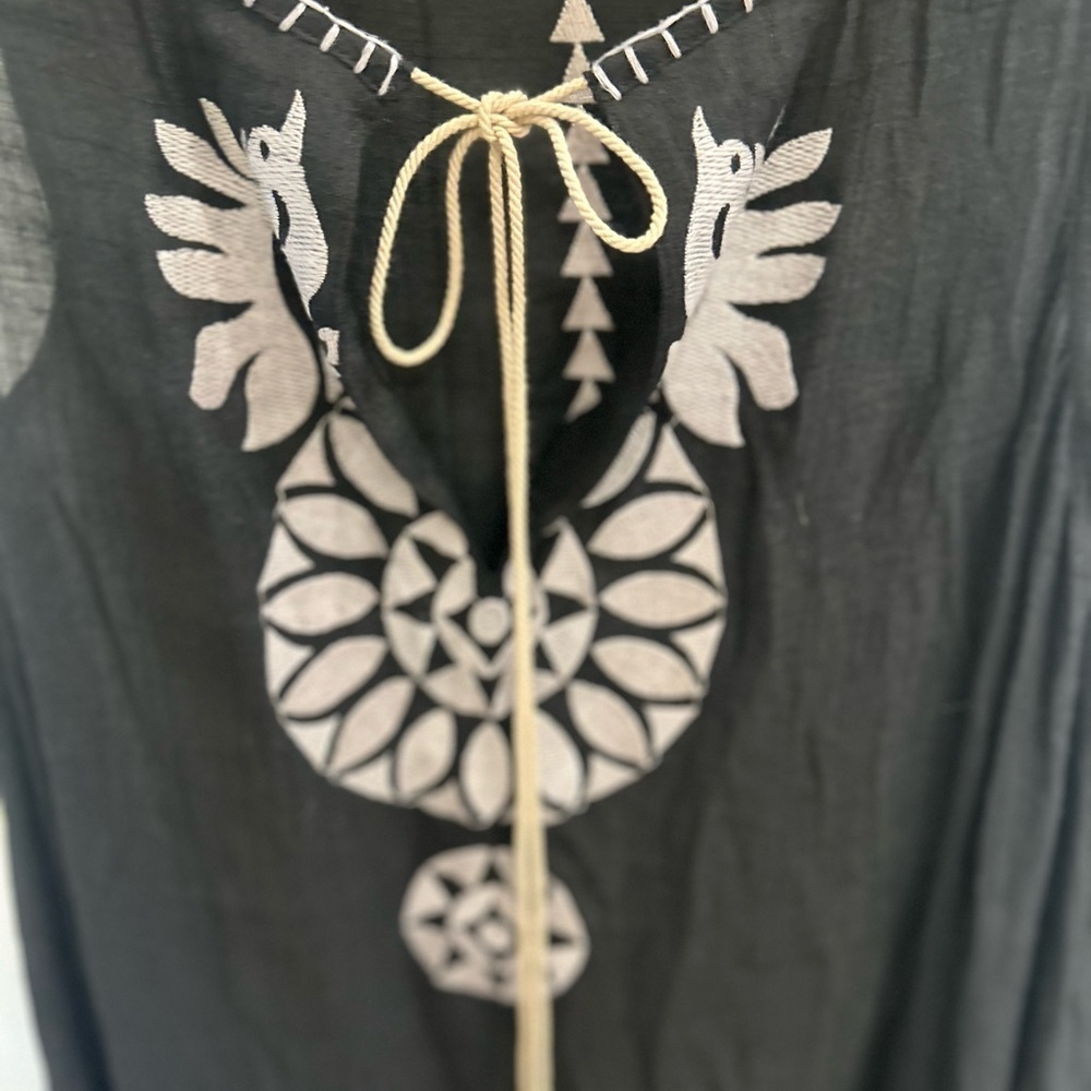 THML Summer Dress XS Or Coverup! Light Weight Beautiful Pattern - Picture 2 of 5